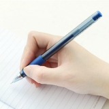 晨光黑水晶中性筆財(cái)務(wù)會(huì)計(jì)記賬水筆AGP63201 0.38mm